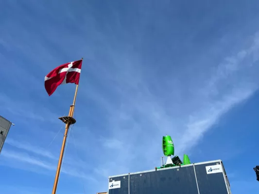 Den grønnetop sommersol på slottet