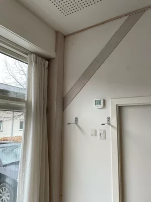 Tilslutning af automatisk vinduesstyring