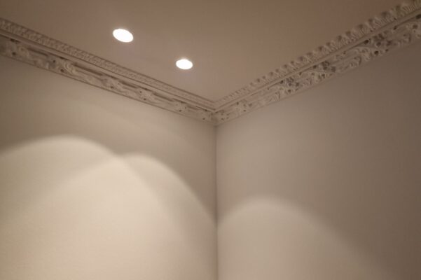 Elstyrken_spotmontering