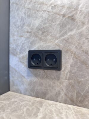 Elstyrken montering stikkontaker