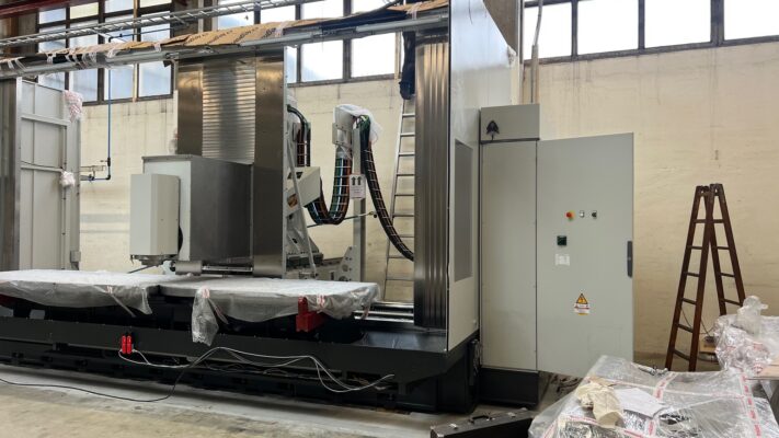 CNC Maskine