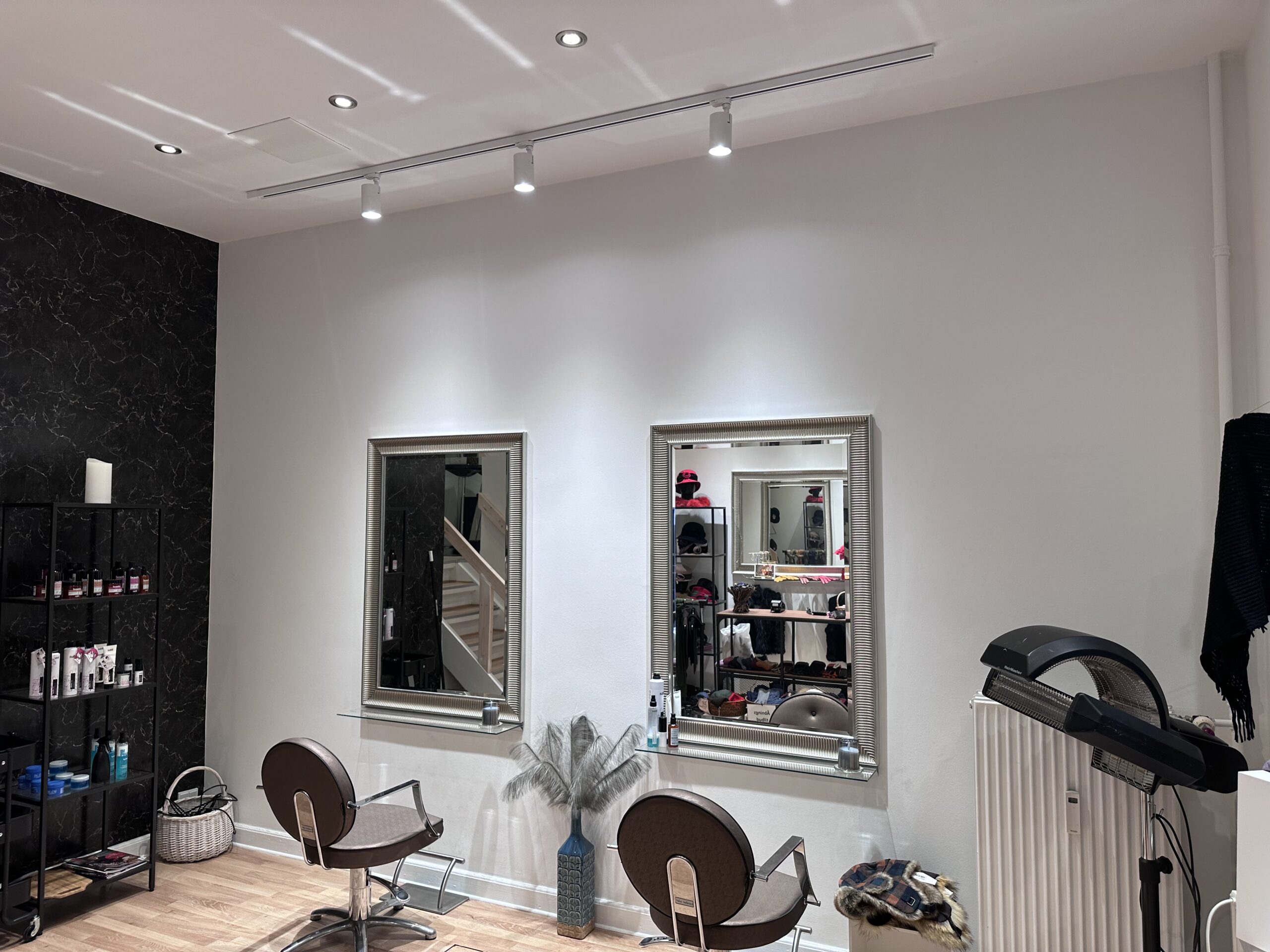 LED skinner_Elstyrken_frisør