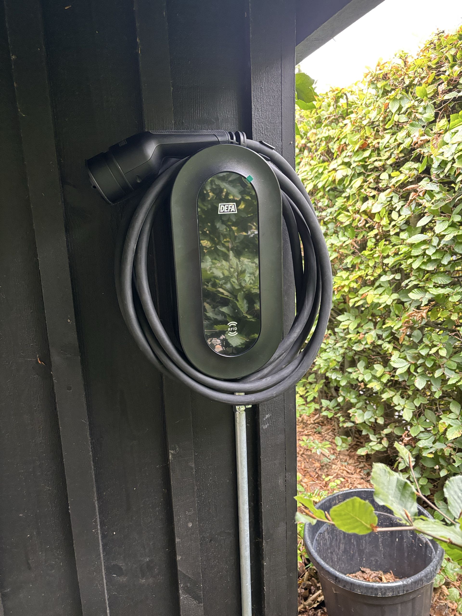 Elstyrken_elladestander_kabel
