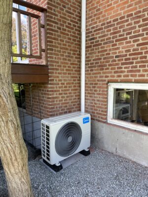 Elstyrken_installation_varmepumpe